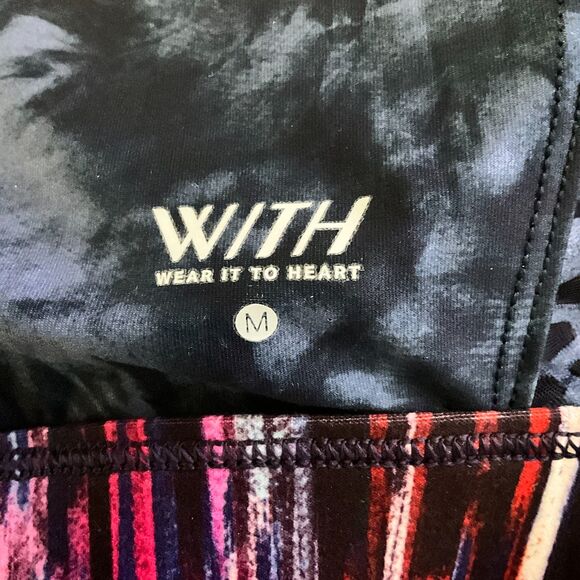 Peloton Sports Bra Printed Melody High Neck Crop Top Breathable M - Picture 4 of 9